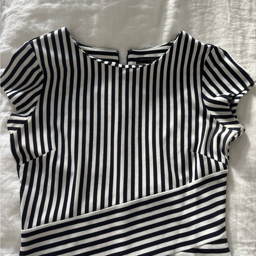 Banana Republic Black and White Striped Midi Dress - Picture 2 of 4